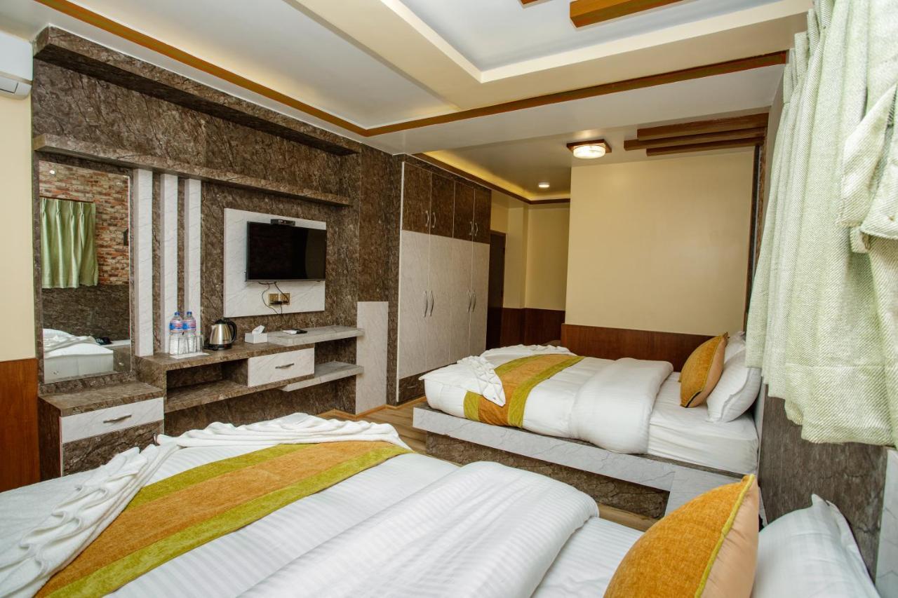 Gauri Shankar Hotel Nagarkot Exterior photo